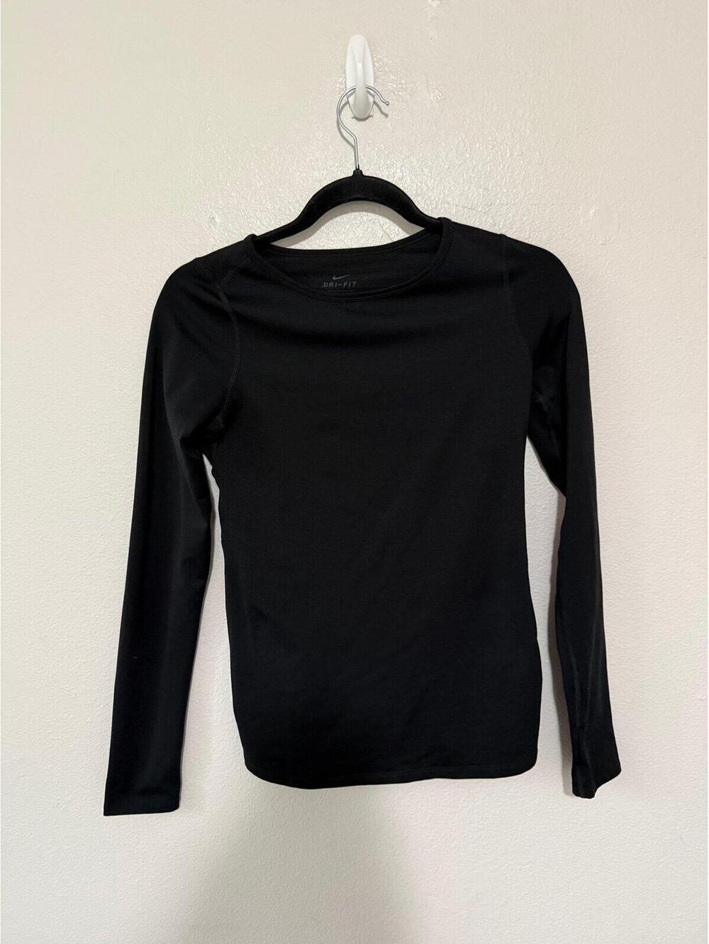 Women’s large compression long sleeve (soft texture on inside) perfect for layer